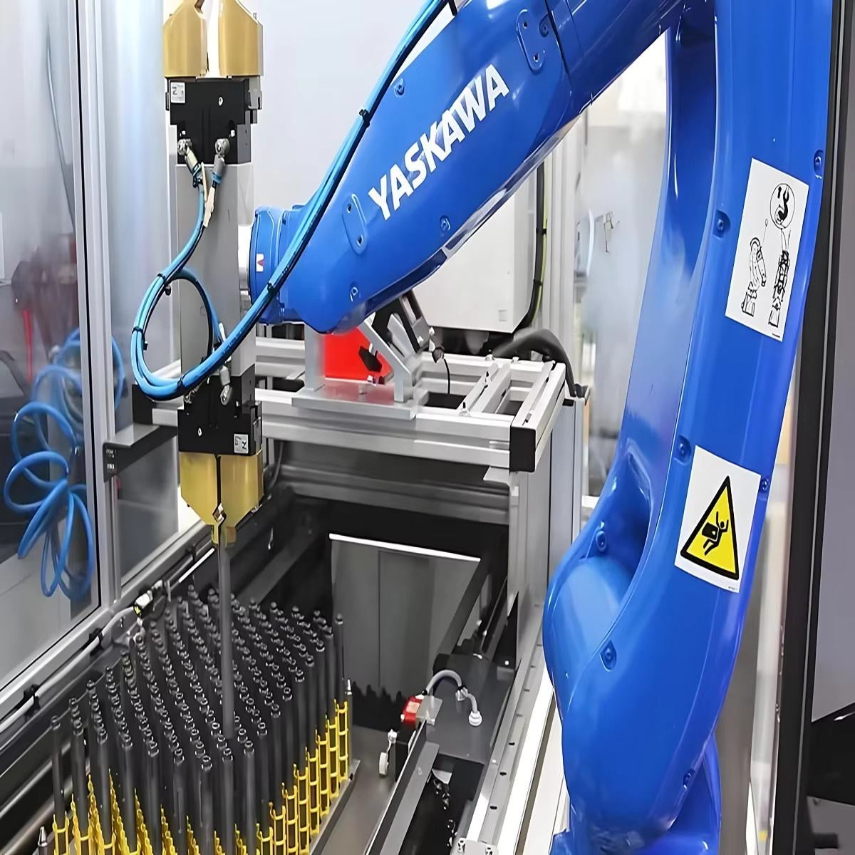 Used YASKAWA MOTOMAN GP280L Long-Reach Robot, 280kg Payload 3020mm Reach, Floor-mount Robot with YRC1000 Controller