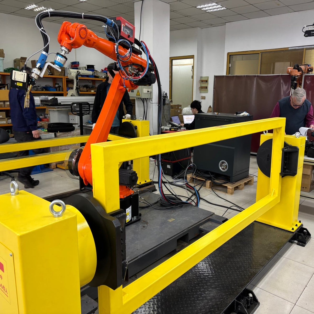 Pre-owned KUKA KR12 R1450-2E Compact Robotic Arm Cost-effective Automation Solution