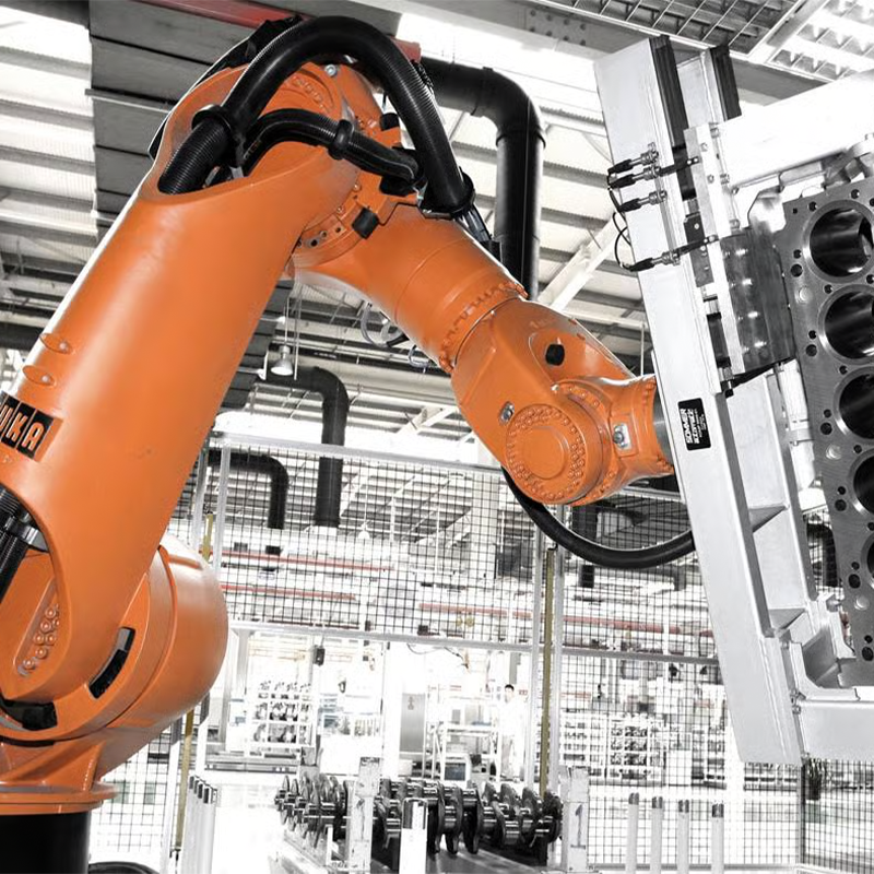 Ex-industrial KUKA KR 250 R2700-2 Industrial Robot | 250kg Payload 2701mm Reach for Palletizing & Heavy Assembly