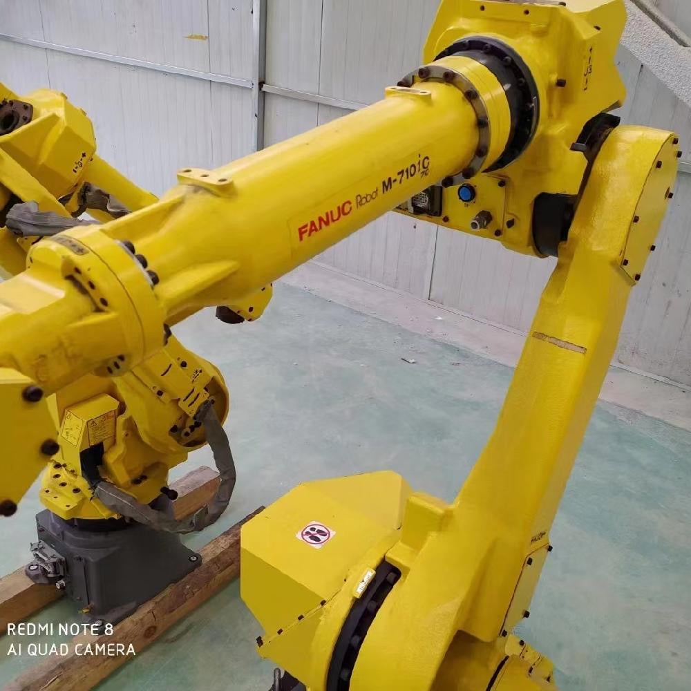 Pre-owned FANUC R-2000iC/220U 6-Axis Upside-Down Mount Robot 220kg Payload 2518mm Reach for Ceiling-Mounted Spot Welding & Handling