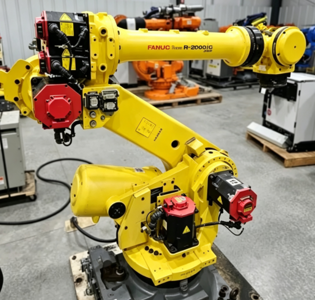 Pre-owned FANUC R-2000iC/210L 6-Axis Long-Reach Robot 210kg Payload 3100mm Reach for Long-Range Spot Welding & Material Handling