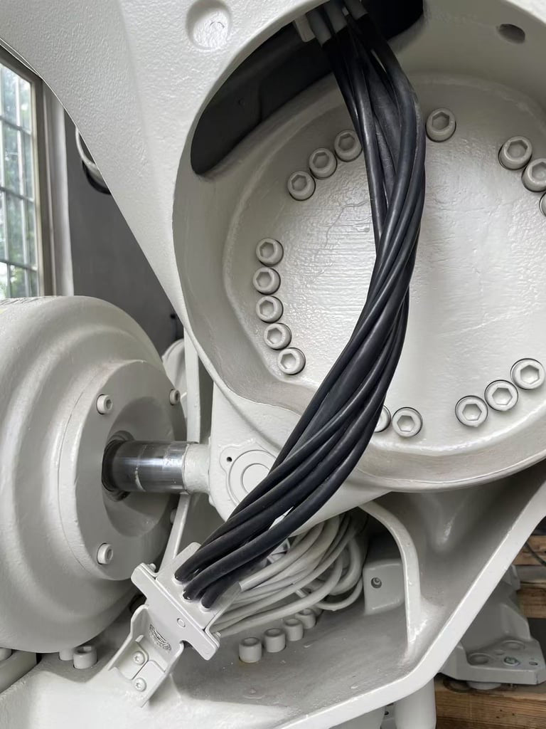 Refurbished ABB IRB 6700-200/2.6 Heavy-Duty Robot Arm | 200kg Payload Used Industrial Robotic Automation