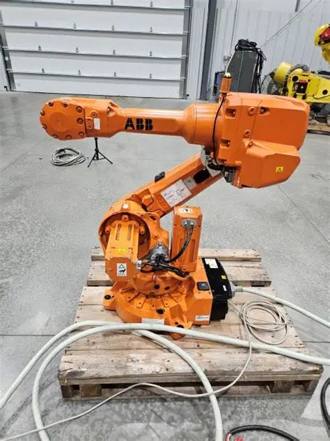 Used ABB IRB2600-20/1.65 6 Axis Articulated Robot,20kg Wrist Payload, 1650mm Reach, IRC5 Controller