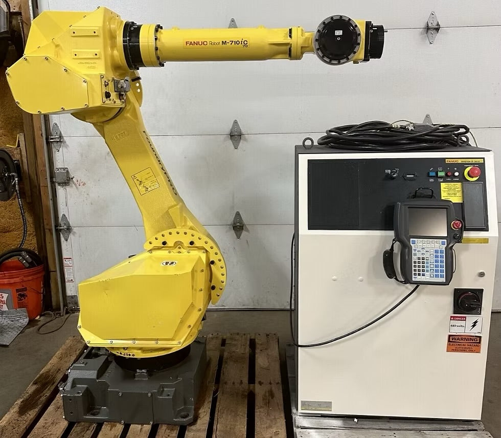Used FANUC M-710iC/20M 6-Axis Robot, 20kg Payload 2582mm Reach Refurbished Robot For Grinding Deburring Handling