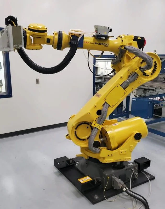 Ex-production FANUC R-2000iC/125L 6-Axis Long-Reach Robot 125kg Payload 3100mm Reach for Long-Range Spot Welding & Material Handling
