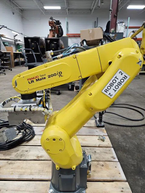 Factory-surplus FANUC LR-Mate 200iD/7H 5-Axis Robot Cost-Optimized For Mid-Weight Simple Pick-Place Cycles
