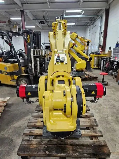 Pre-owned FANUC M-410iC/110 High-Cycle Palletizing Robot, Boost Output For Mid-Speed Packaging Lines Where Floor Footprint Is Restricted