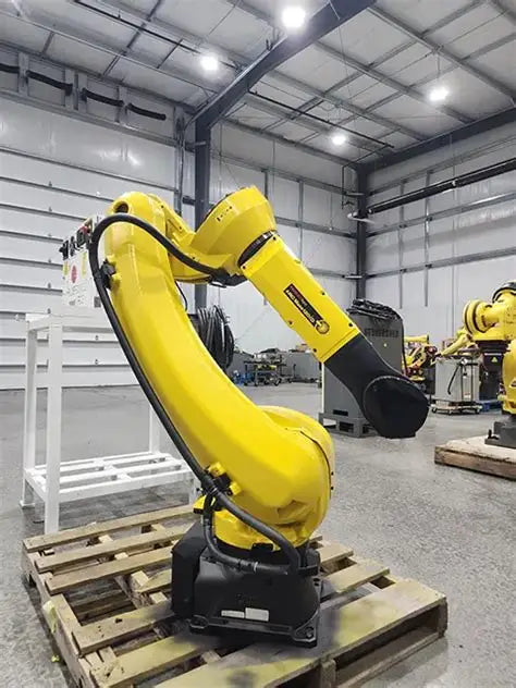 Factory-surplus FANUC ARC-Mate 100iD/16S Robotic Manipulator, Built For Heavy-Tool Arc-Welding Within Confined Footprint