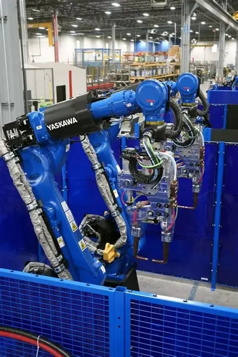 Used Motoman SP180H Spot Welding Robot,180kg Payload 2702mm Hollow‑Arm 6‑Axis Industrial Robot